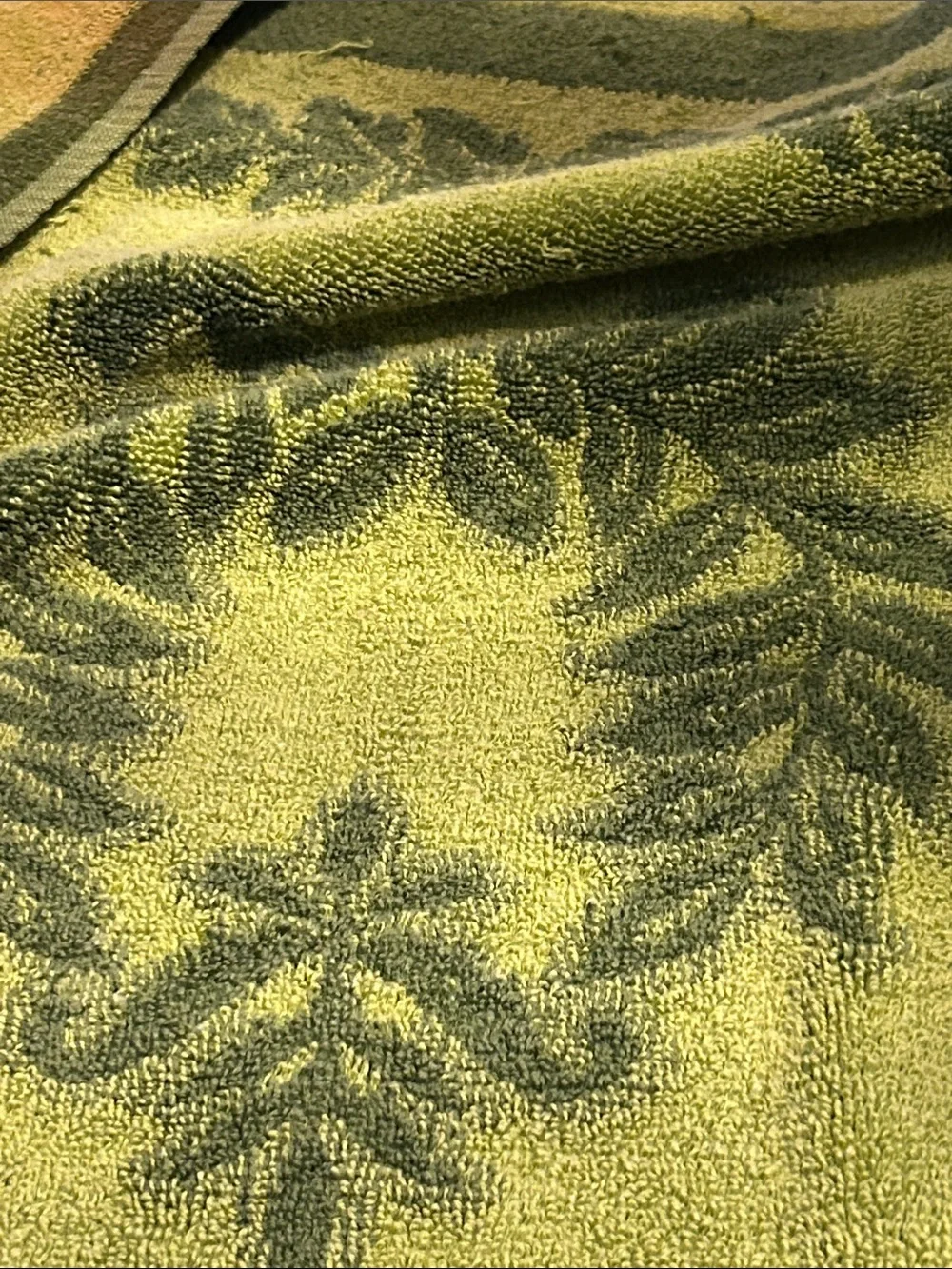 Wamsutta wreath pattern